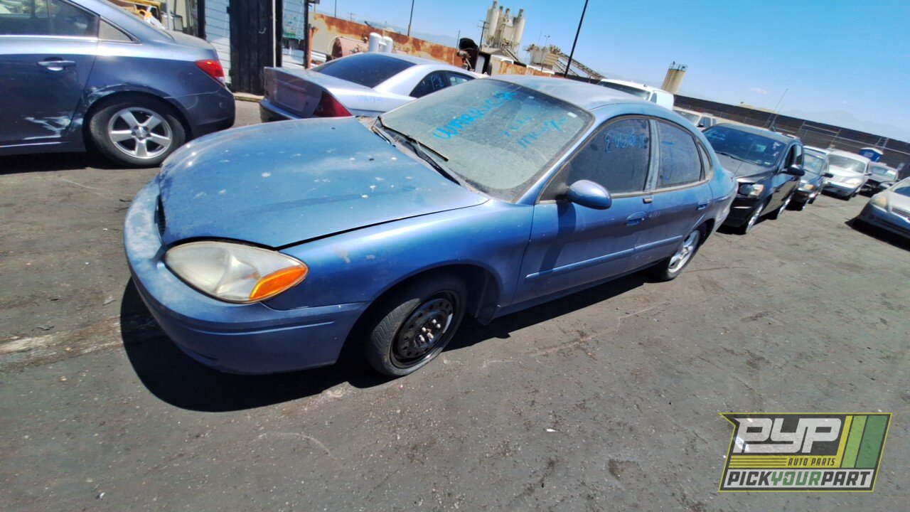 Photo of 2004 Ford Taurus
