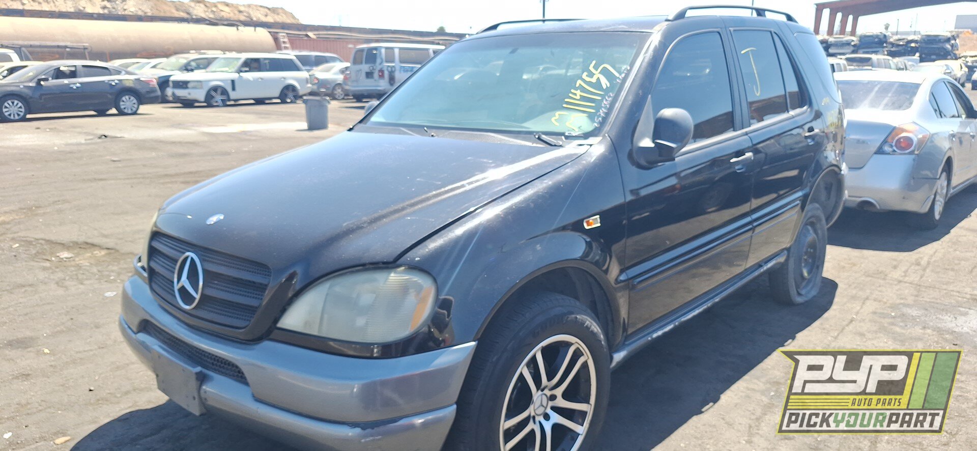 Photo of 1998 Mercedes-Benz Ml320