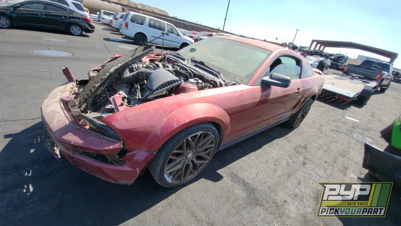 Photo of 2005 Ford Mustang
