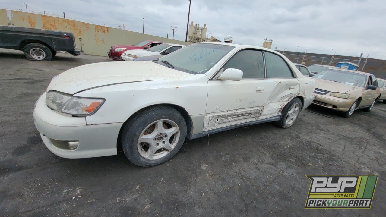 Photo of 2000 Lexus Es300