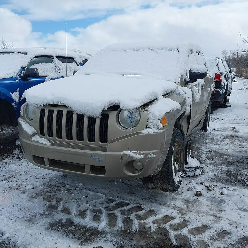 Photo of 2010 Jeep Compass