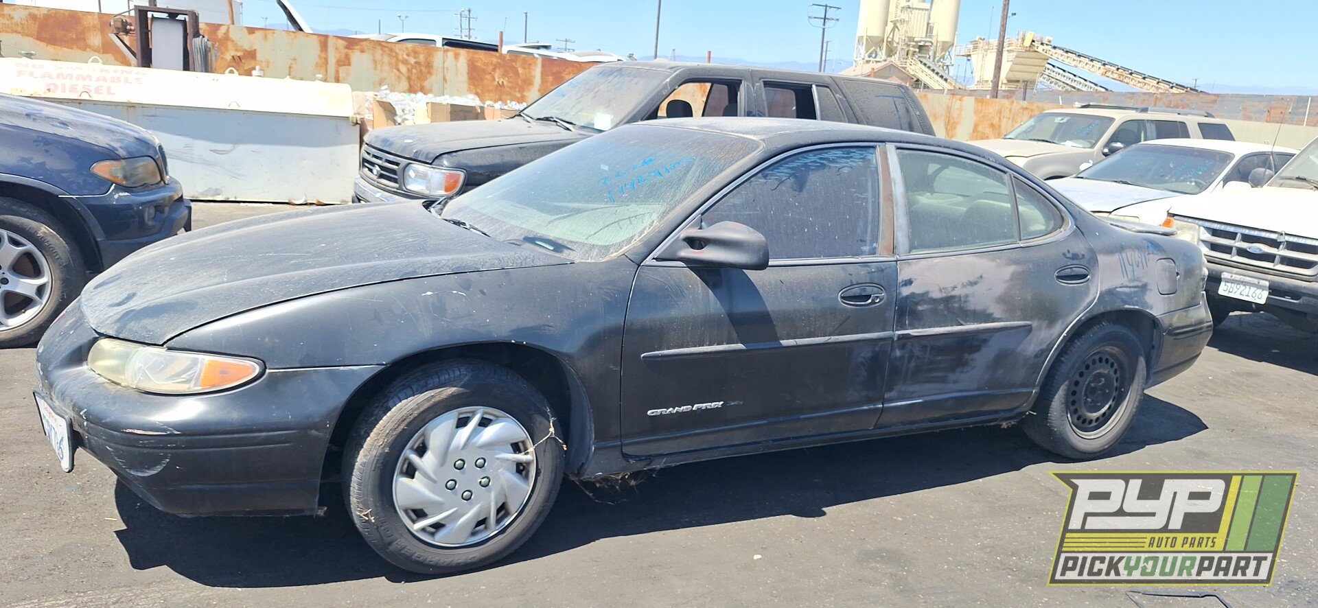 Photo of 1999 Pontiac Grand Prix