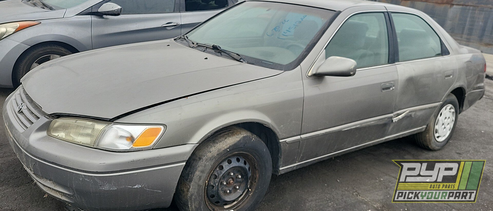 Photo of 1999 Toyota Camry