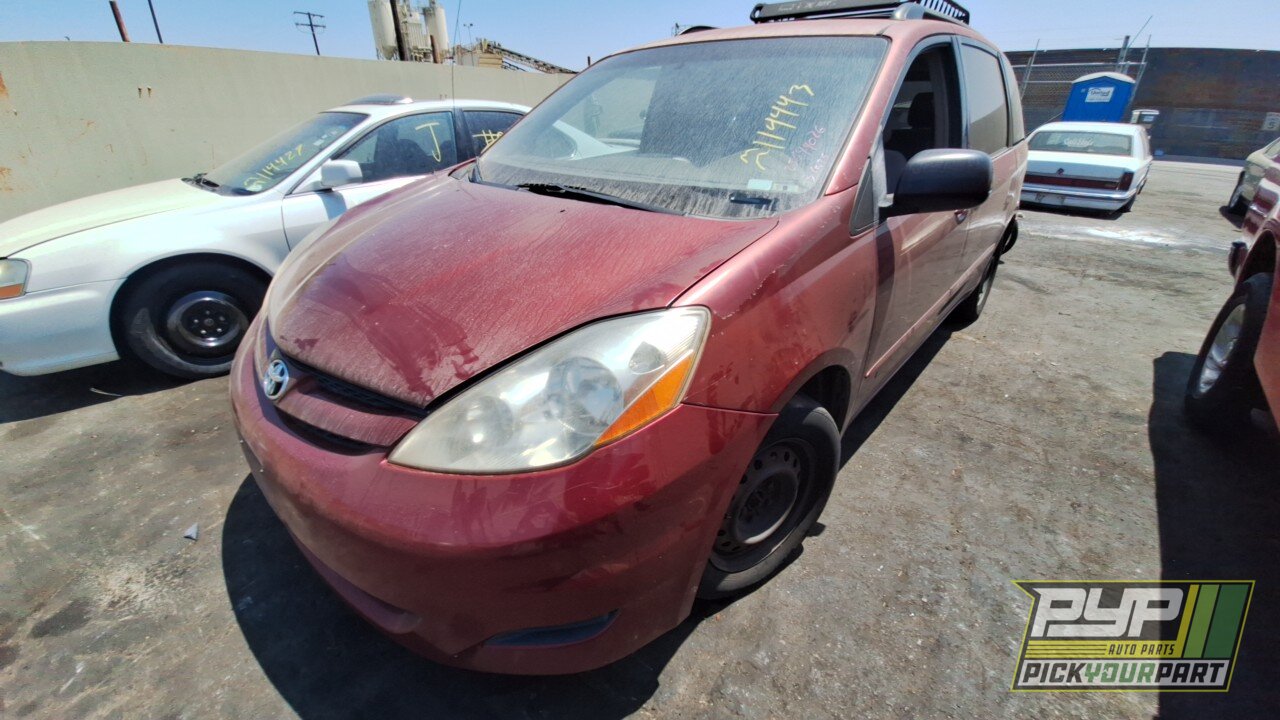 Photo of 2007 Toyota Sienna