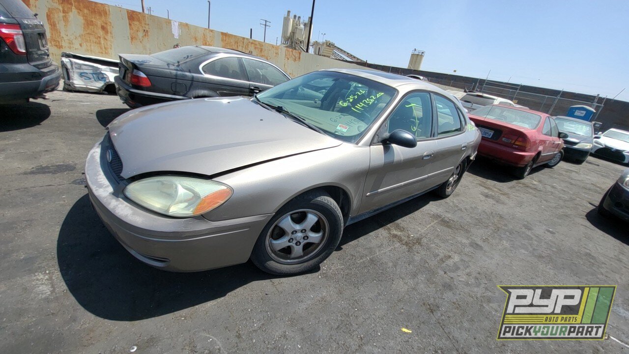 Photo of 2005 Ford Taurus