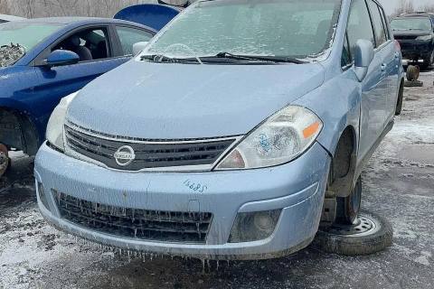 Photo of 2010 Nissan Versa