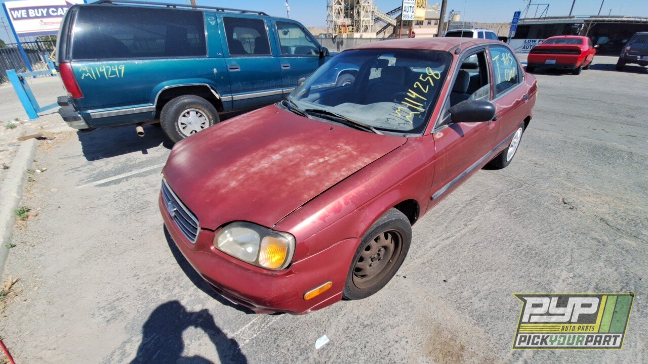Photo of 2002 Suzuki Esteem
