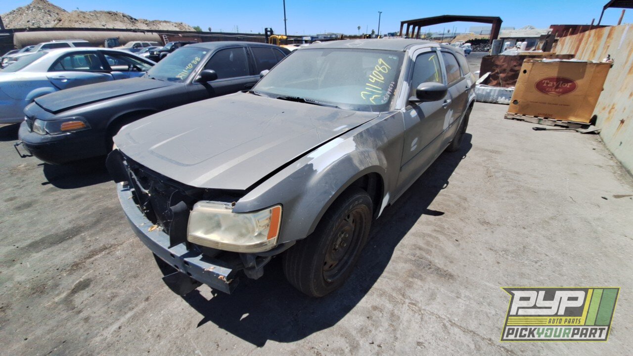 Photo of 2005 Dodge Magnum
