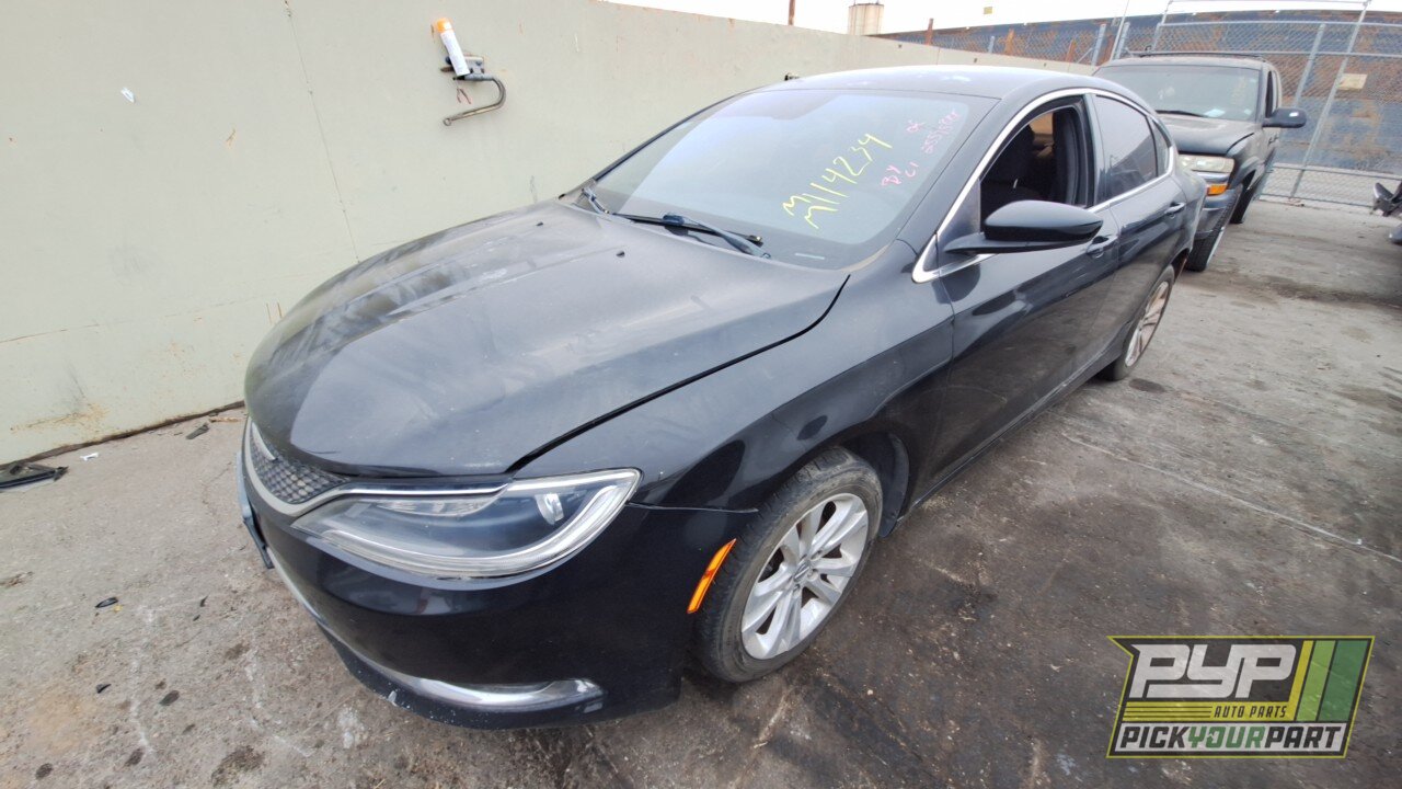 Photo of 2015 Chrysler 200