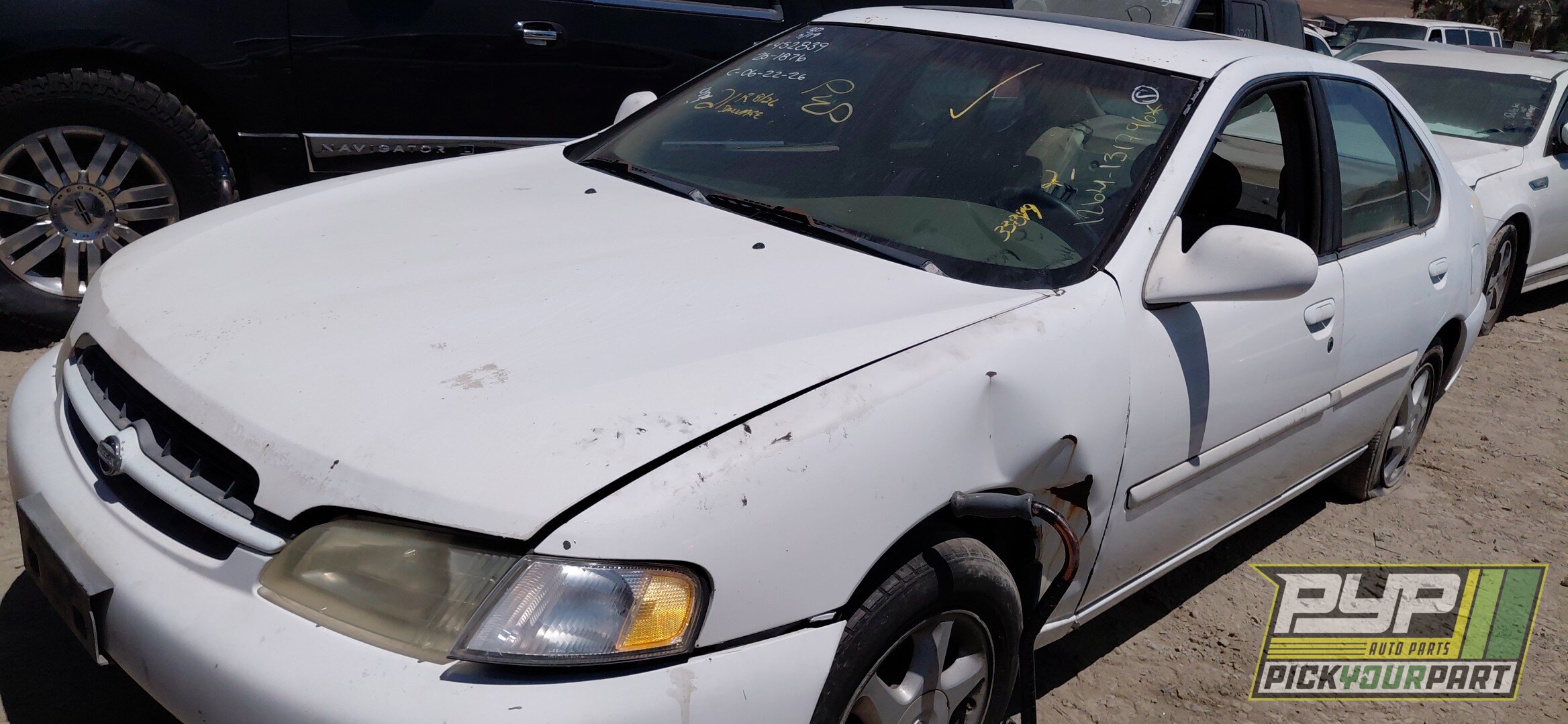 Photo of 1998 Nissan Altima
