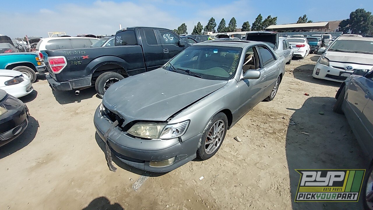 Photo of 2000 Lexus Es300