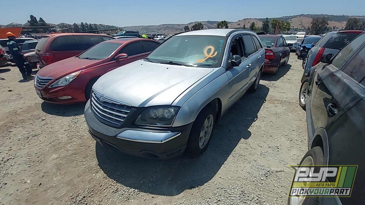 Photo of 2005 Chrysler Pacifica