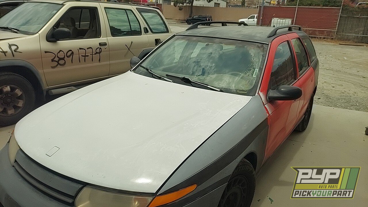 Photo of 2000 Saturn Lw2