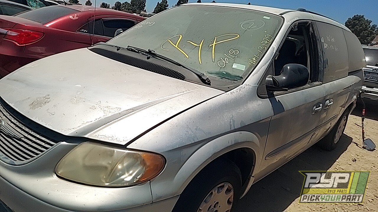 Photo of 2003 Chrysler Town & Country
