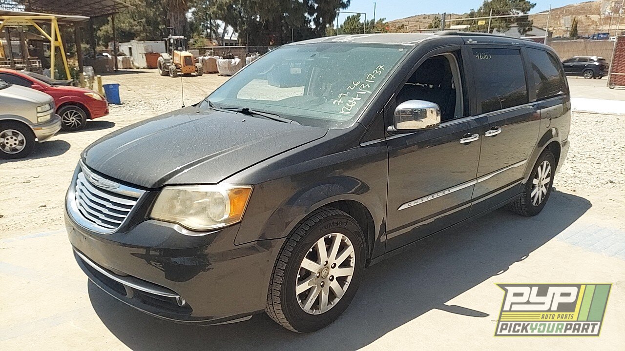 Photo of 2011 Chrysler Town & Country