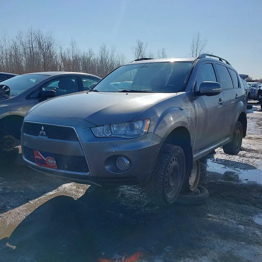 Photo of 2013 Mitsubishi Outlander
