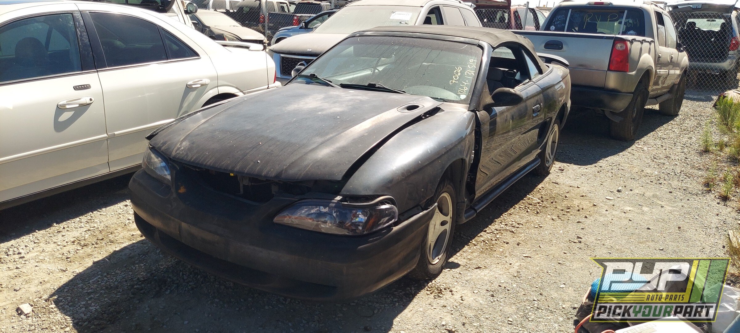 Photo of 1998 Ford Mustang