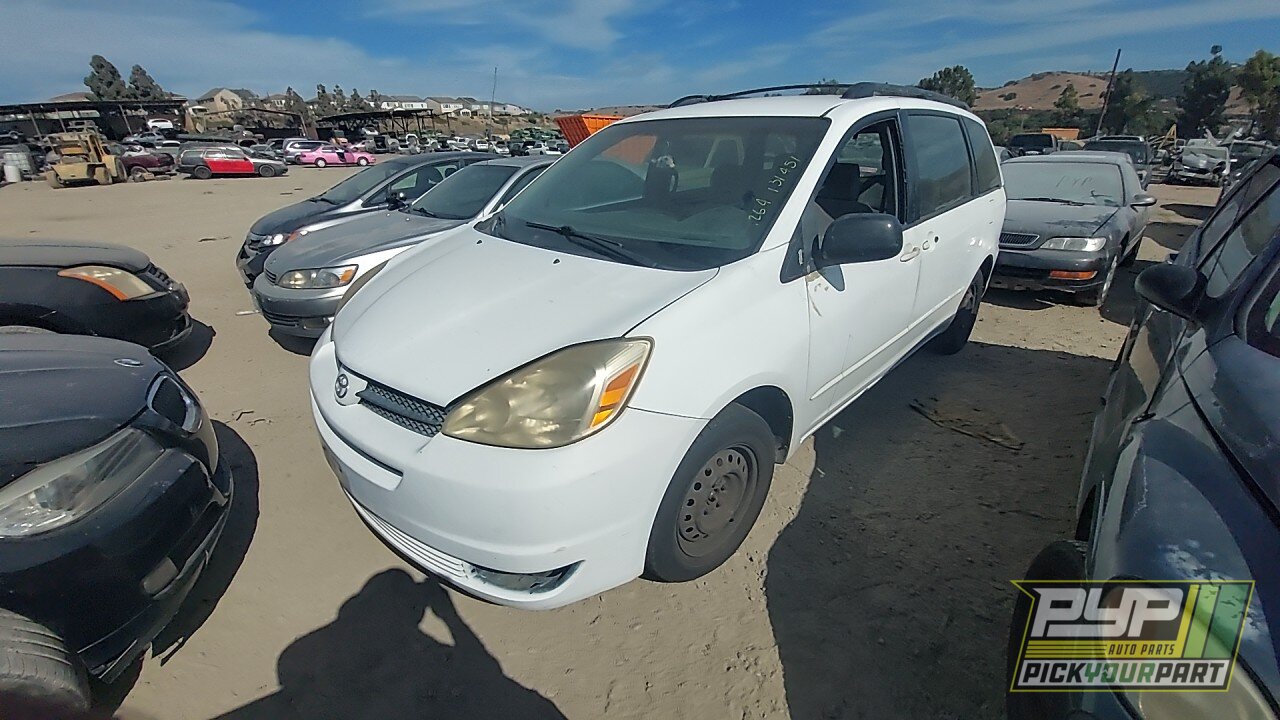 Photo of 2005 Toyota Sienna