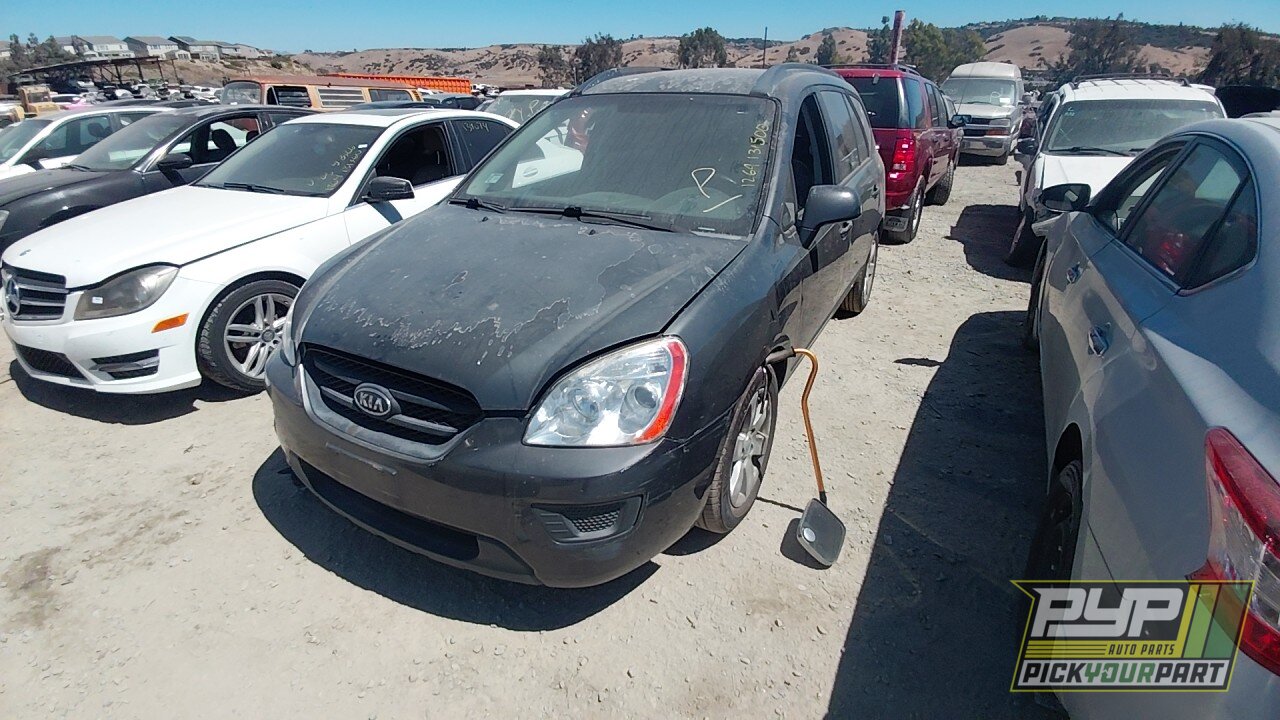 Photo of 2008 Kia Rondo