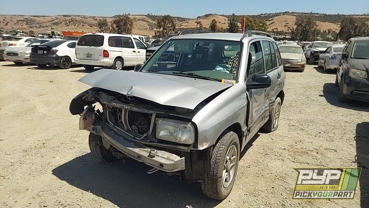 Photo of 2003 Chevrolet Tracker
