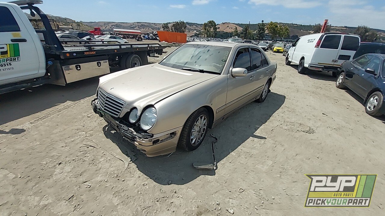 Photo of 2000 Mercedes-Benz E320