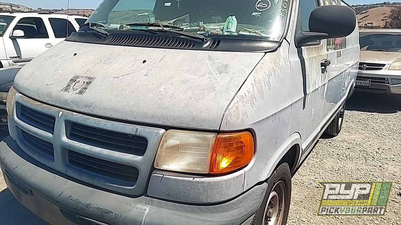 Photo of 2003 Dodge Ram 2500 Van
