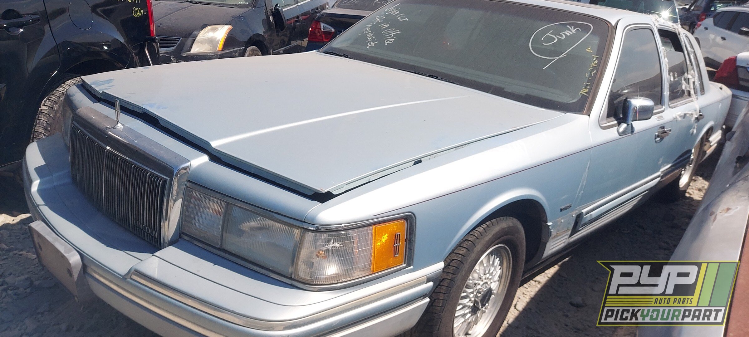 Photo of 1992 Lincoln Town Car