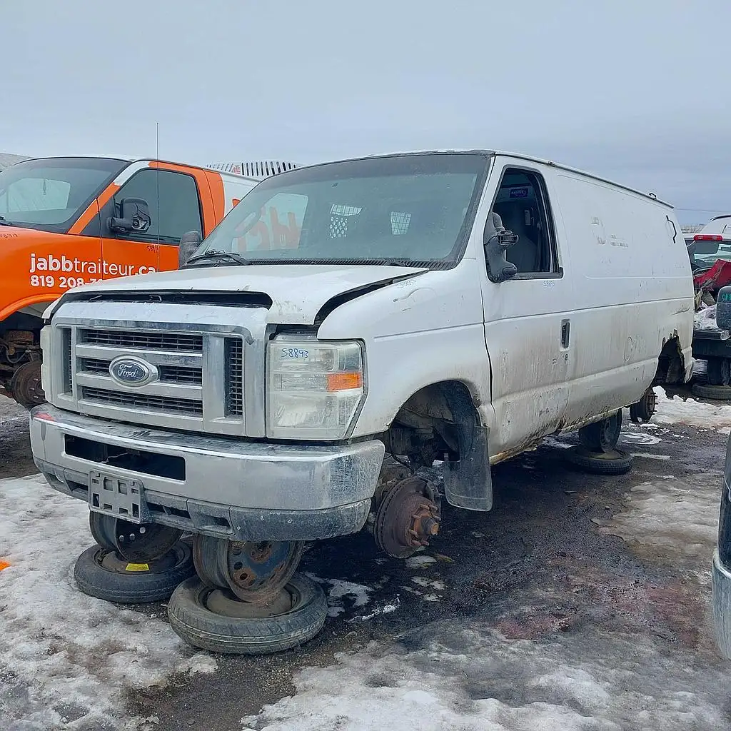 Photo of 2009 Ford Econoline