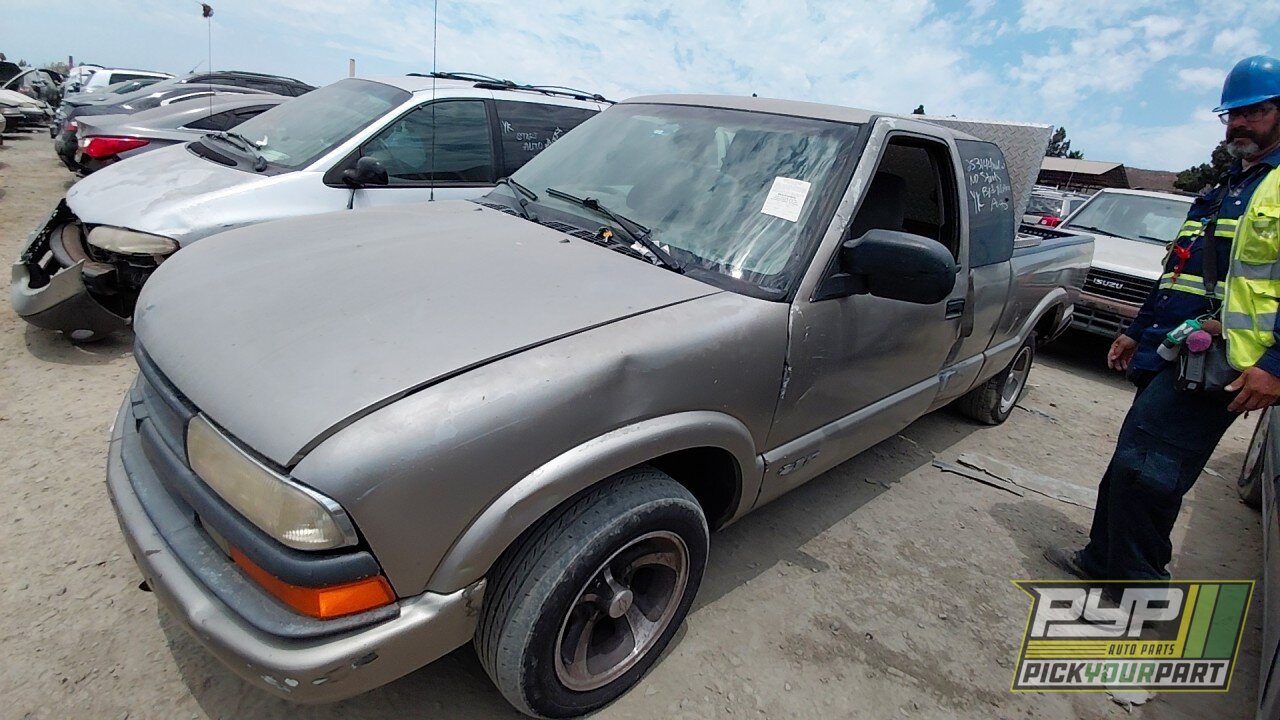 Photo of 2000 Chevrolet S10