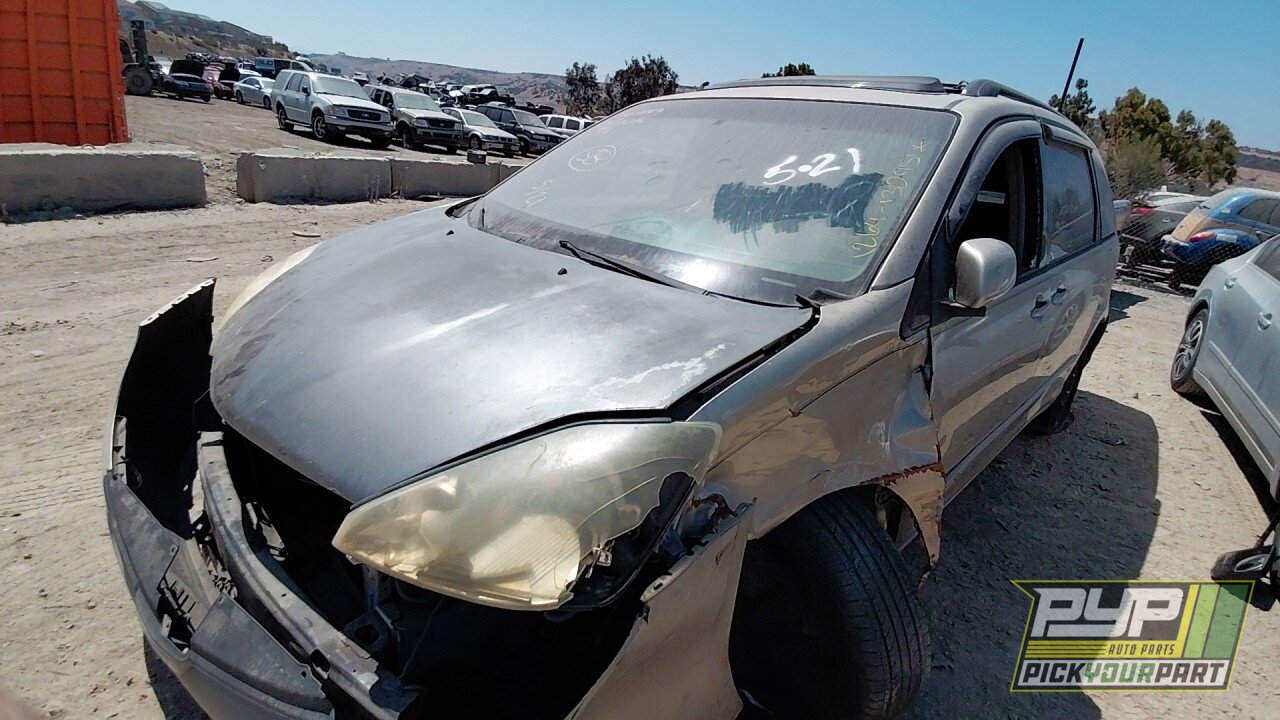 Photo of 2005 Toyota Sienna
