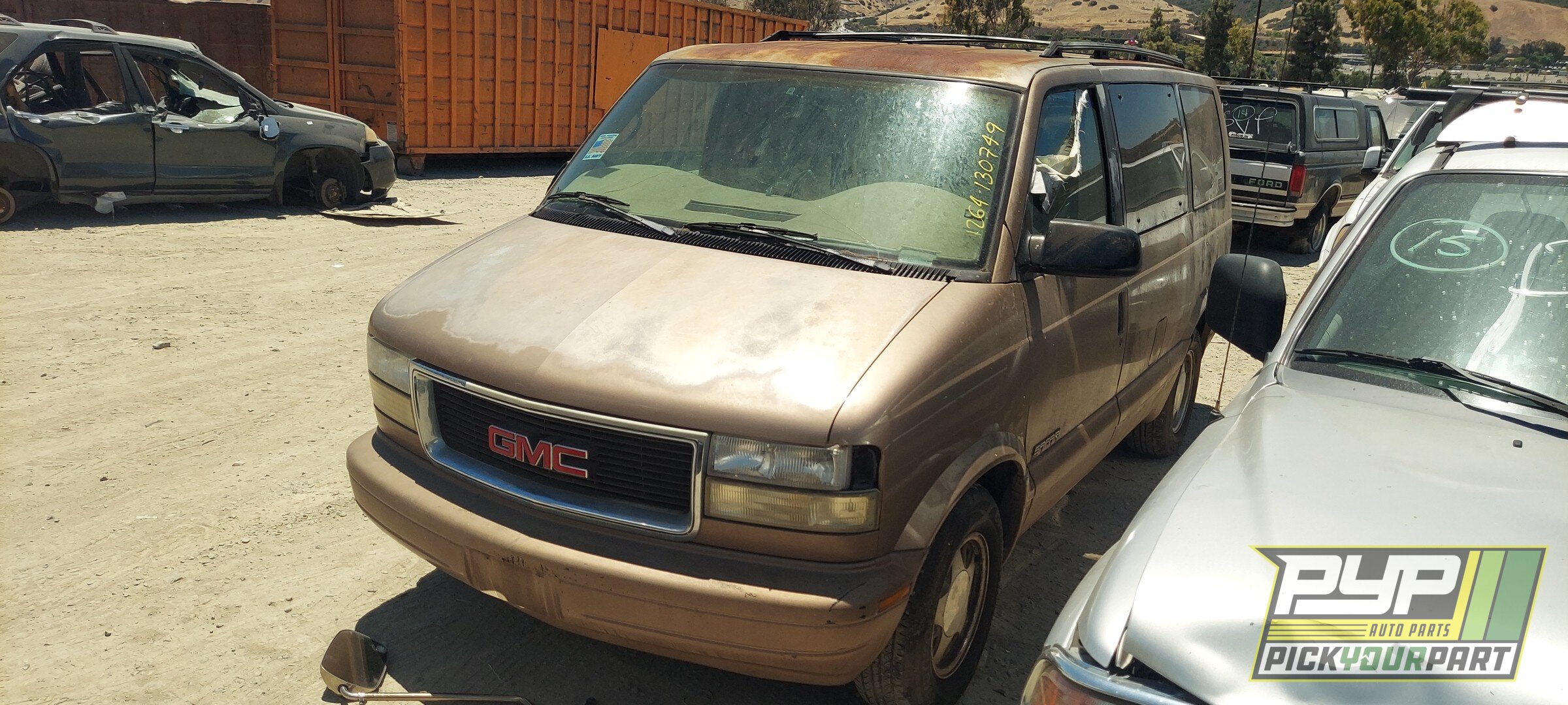 Photo of 1997 Gmc Safari