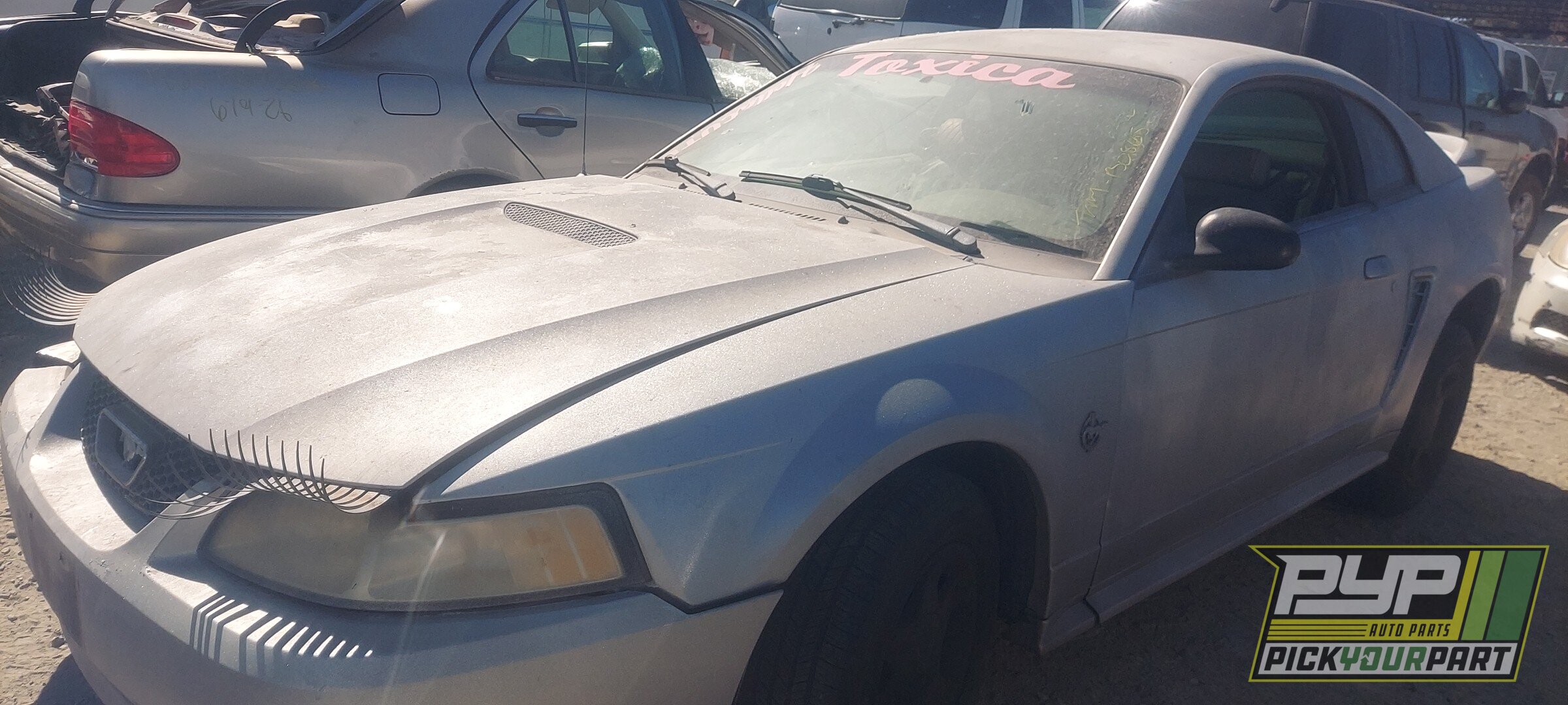 Photo of 1999 Ford Mustang