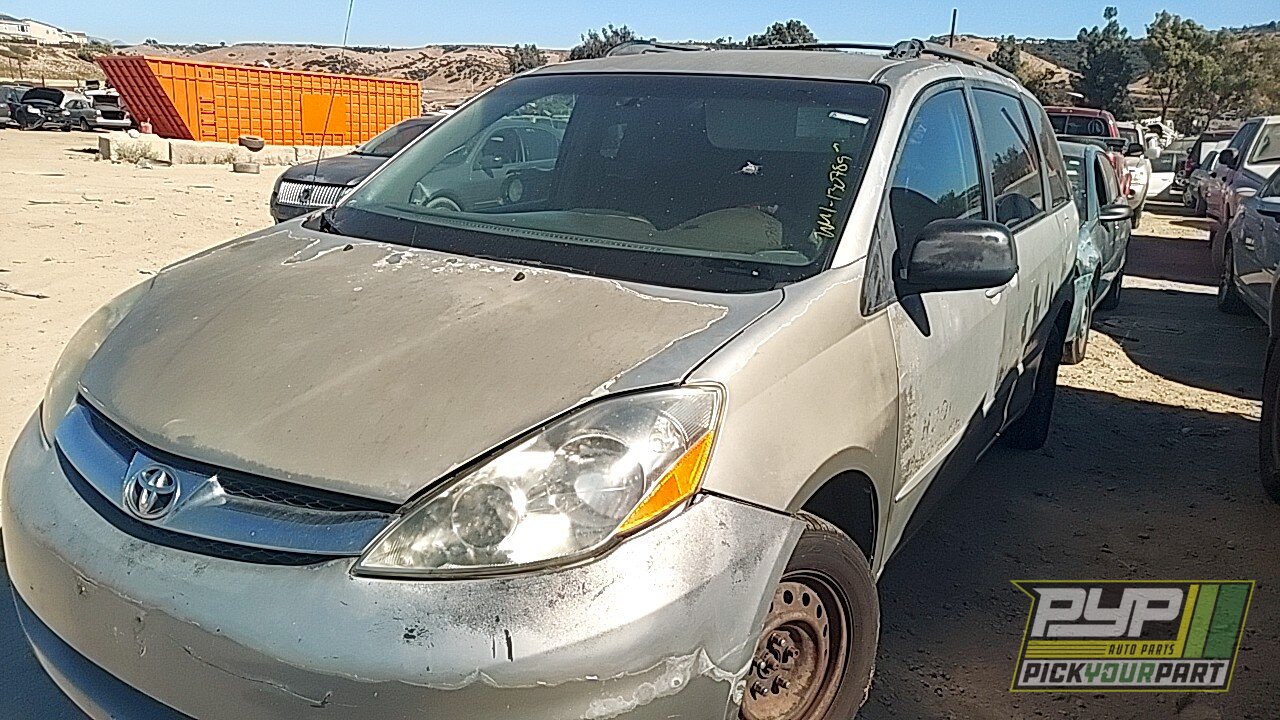 Photo of 2006 Toyota Sienna