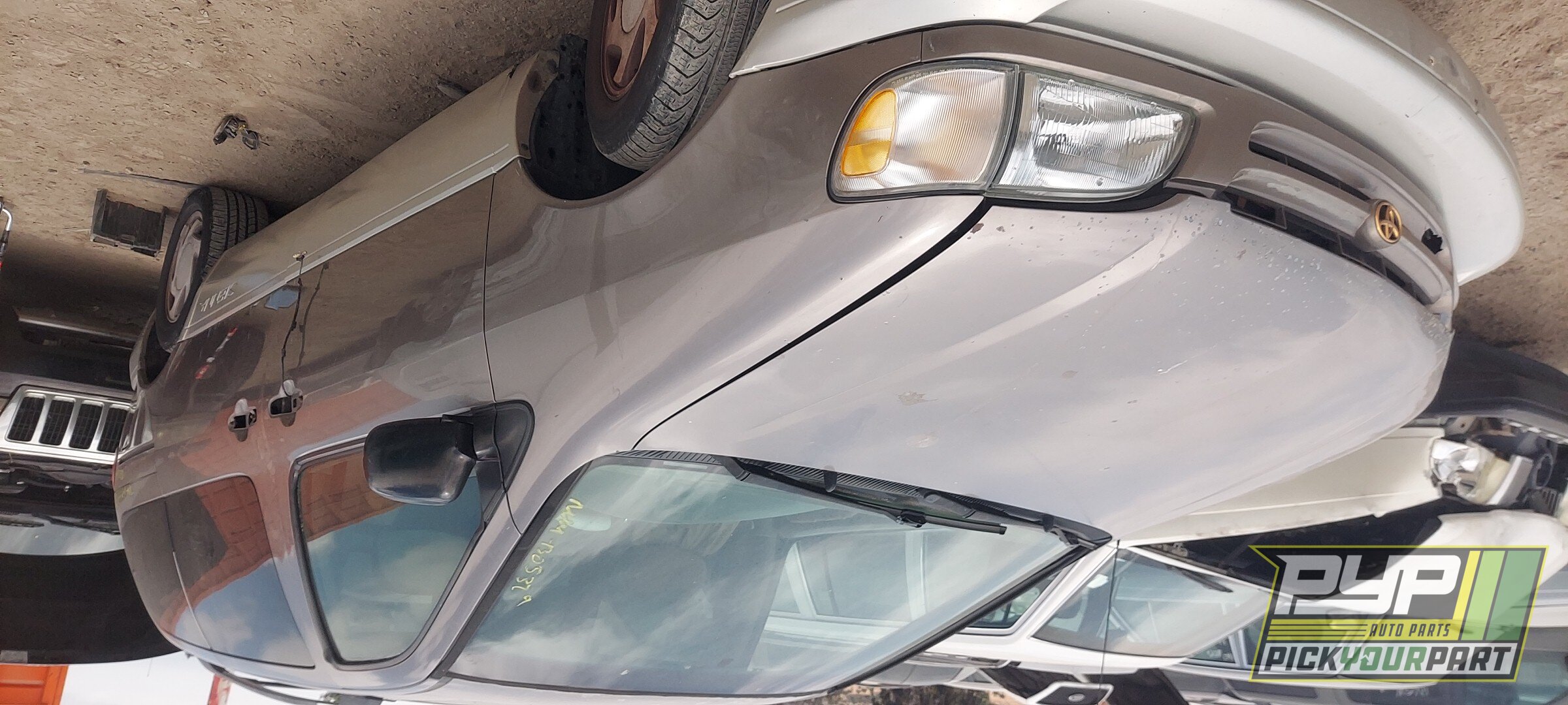 Photo of 1999 Toyota Sienna