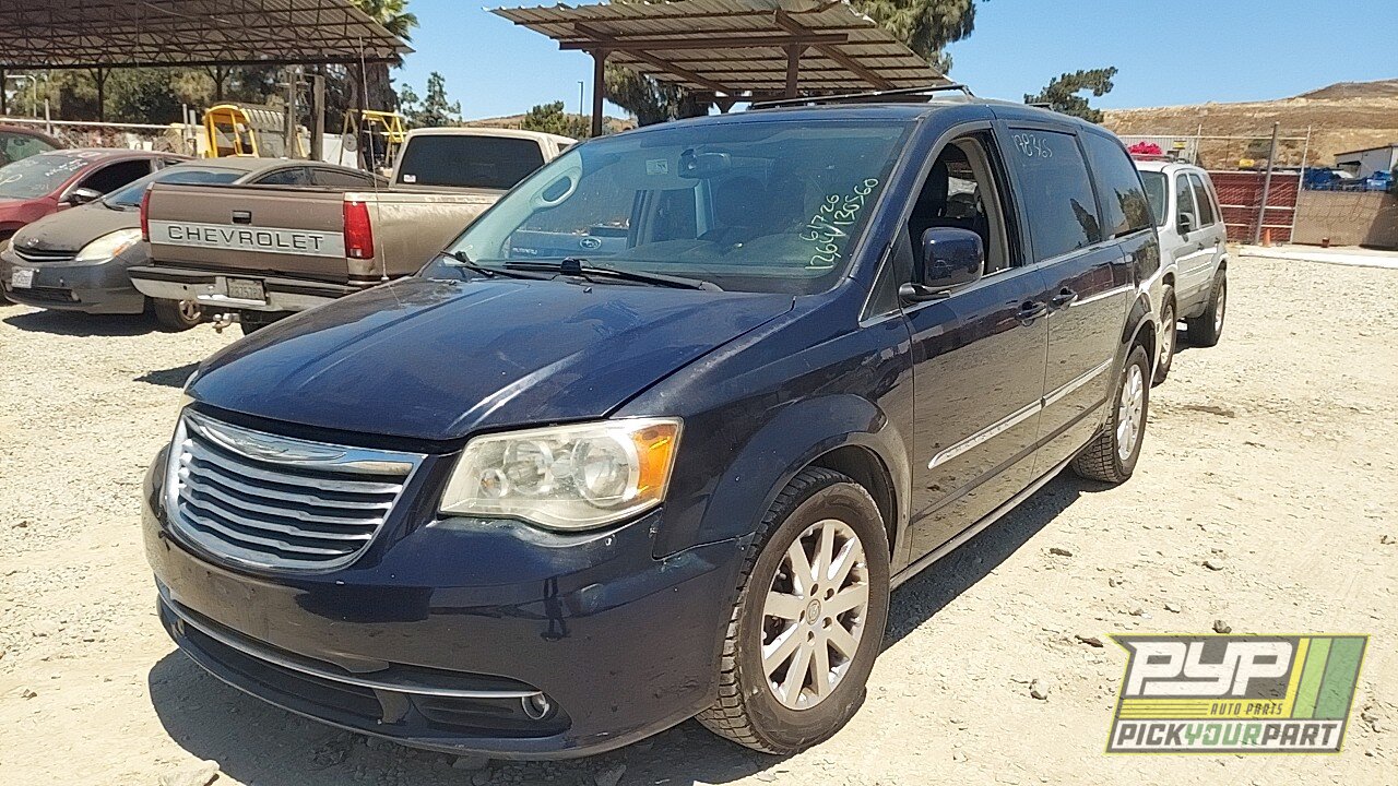 Photo of 2014 Chrysler Town & Country
