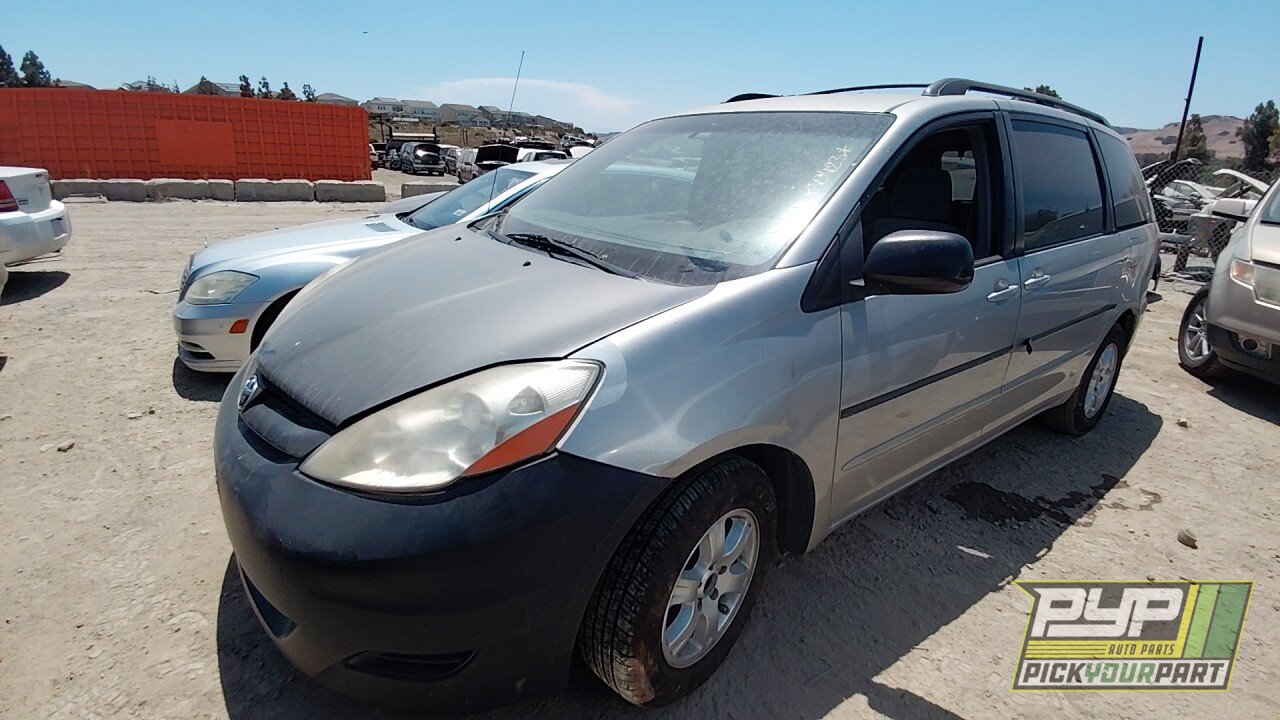 Photo of 2009 Toyota Sienna