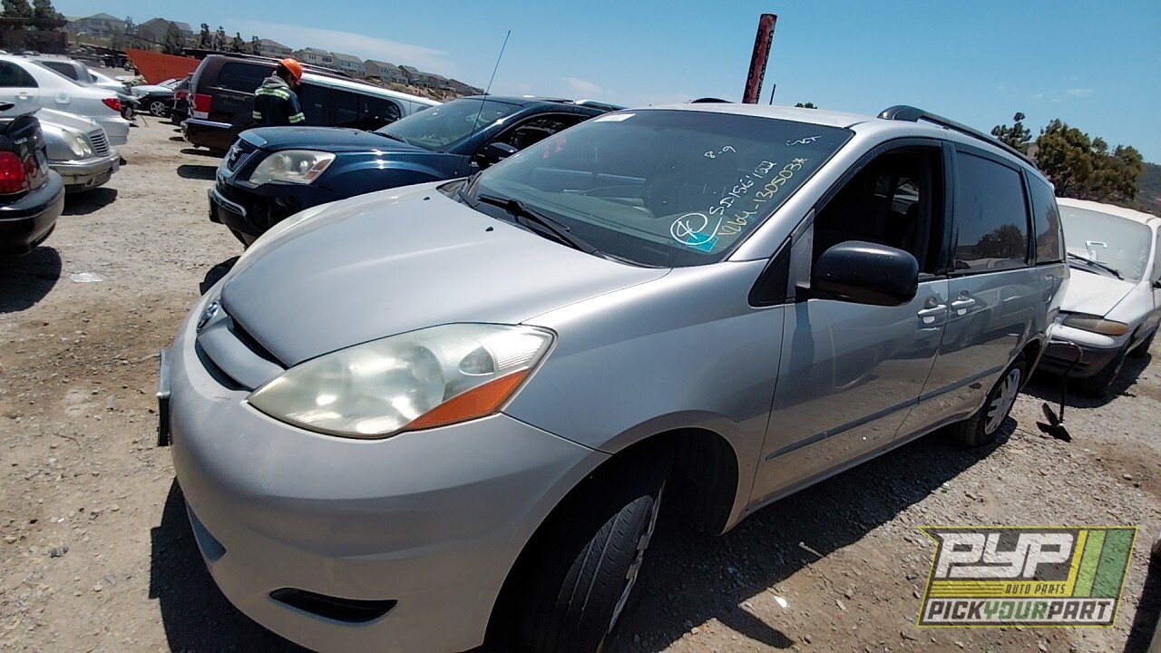 Photo of 2006 Toyota Sienna