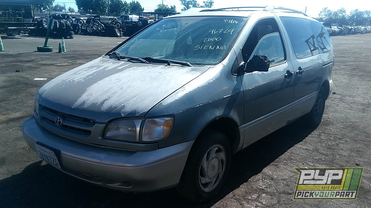 Photo of 2000 Toyota Sienna