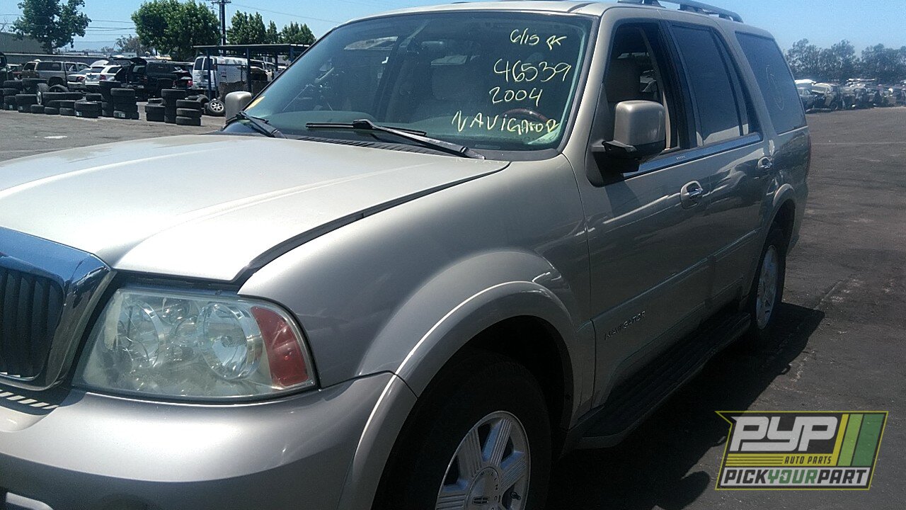 Photo of 2004 Lincoln Navigator