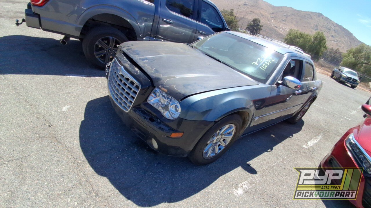 Photo of 2005 Chrysler 300