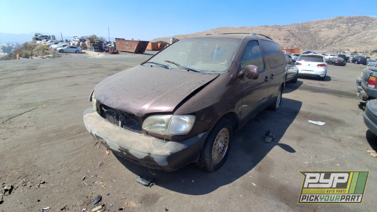 Photo of 2000 Toyota Sienna