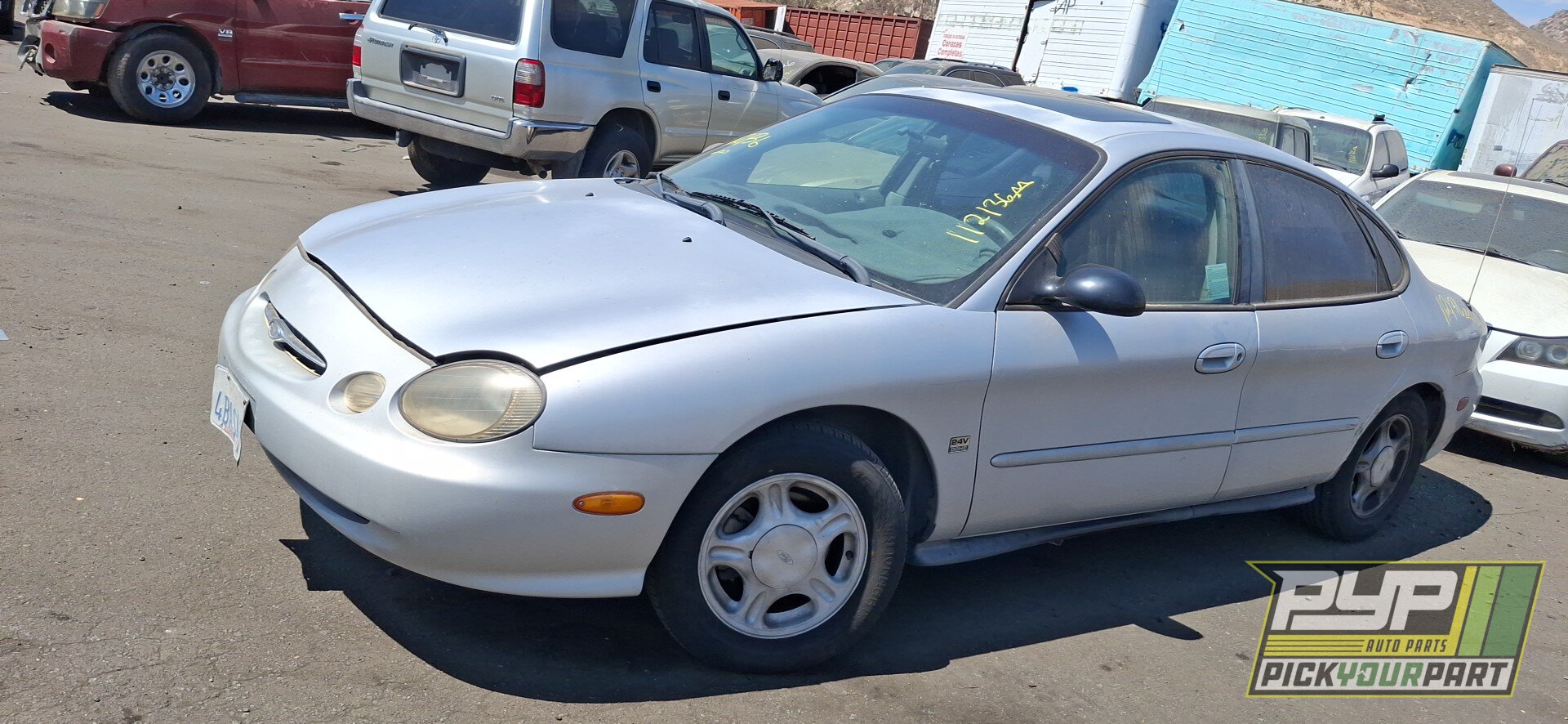 Photo of 1998 Ford Taurus