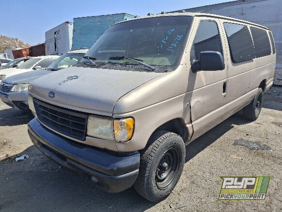 Photo of 1993 Ford E-350 Econoline Club Wagon