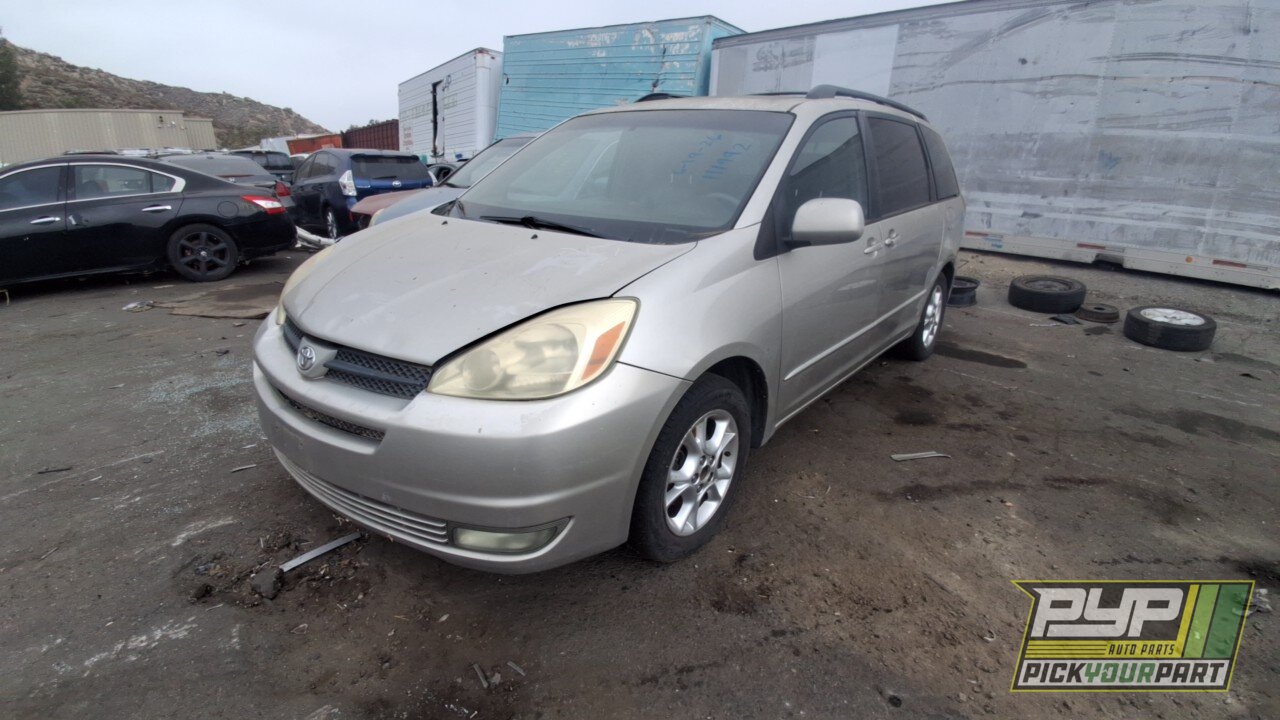 Photo of 2005 Toyota Sienna