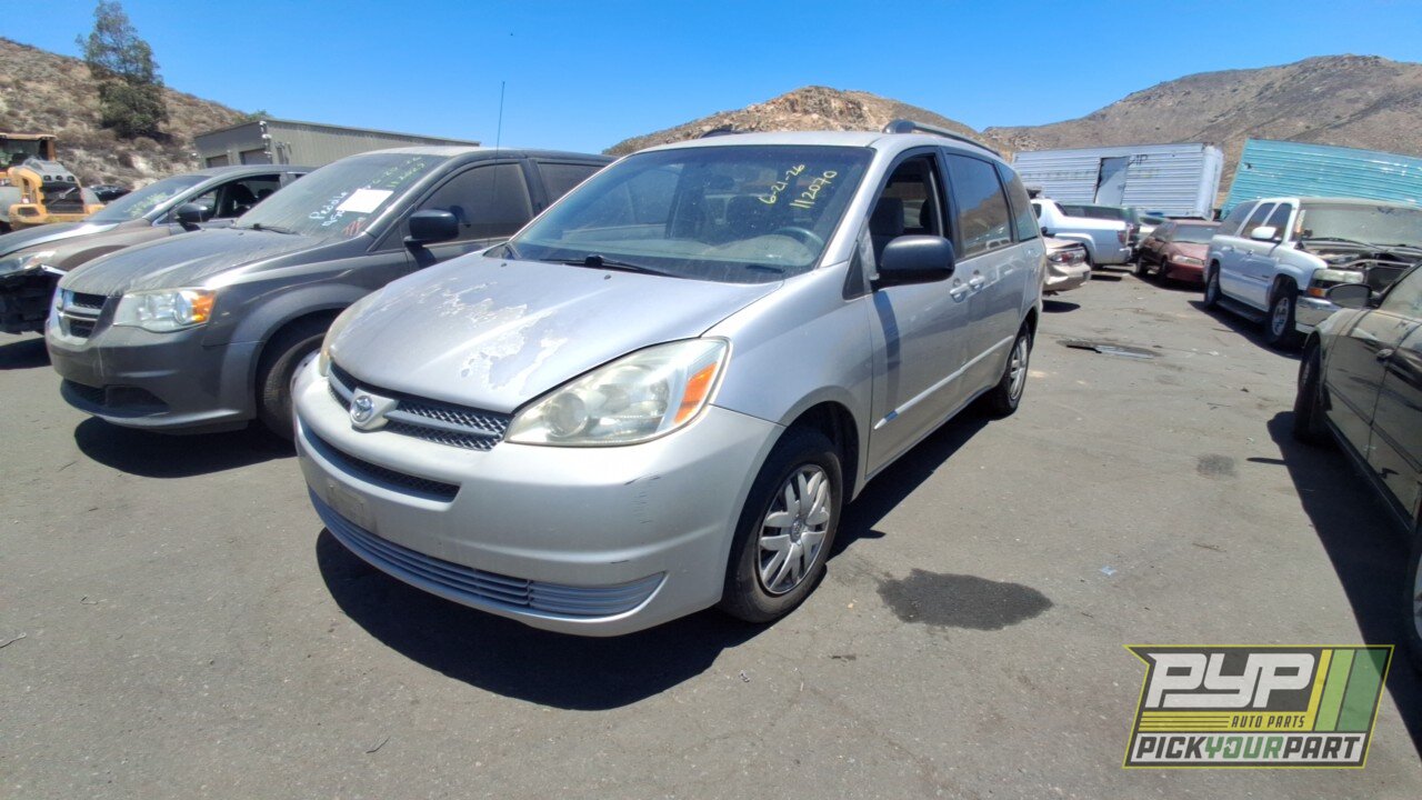 Photo of 2005 Toyota Sienna