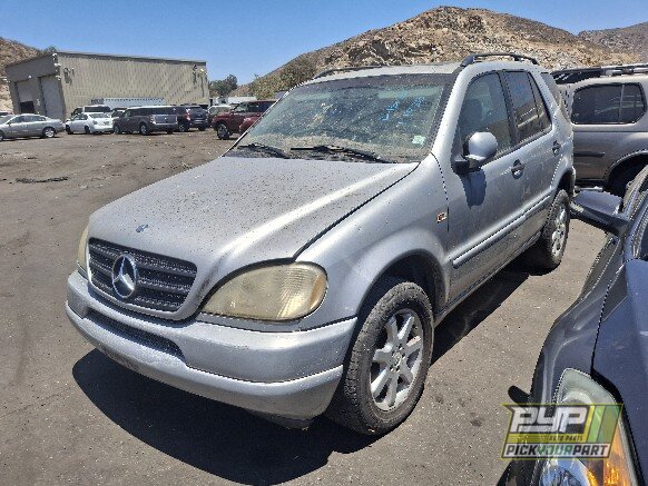 Photo of 1999 Mercedes-Benz Ml430