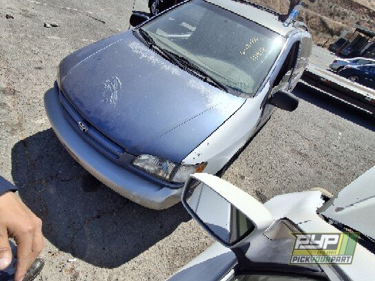 Photo of 1998 Toyota Sienna