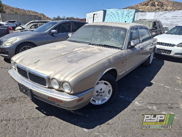 Photo of 1997 Jaguar Xj6
