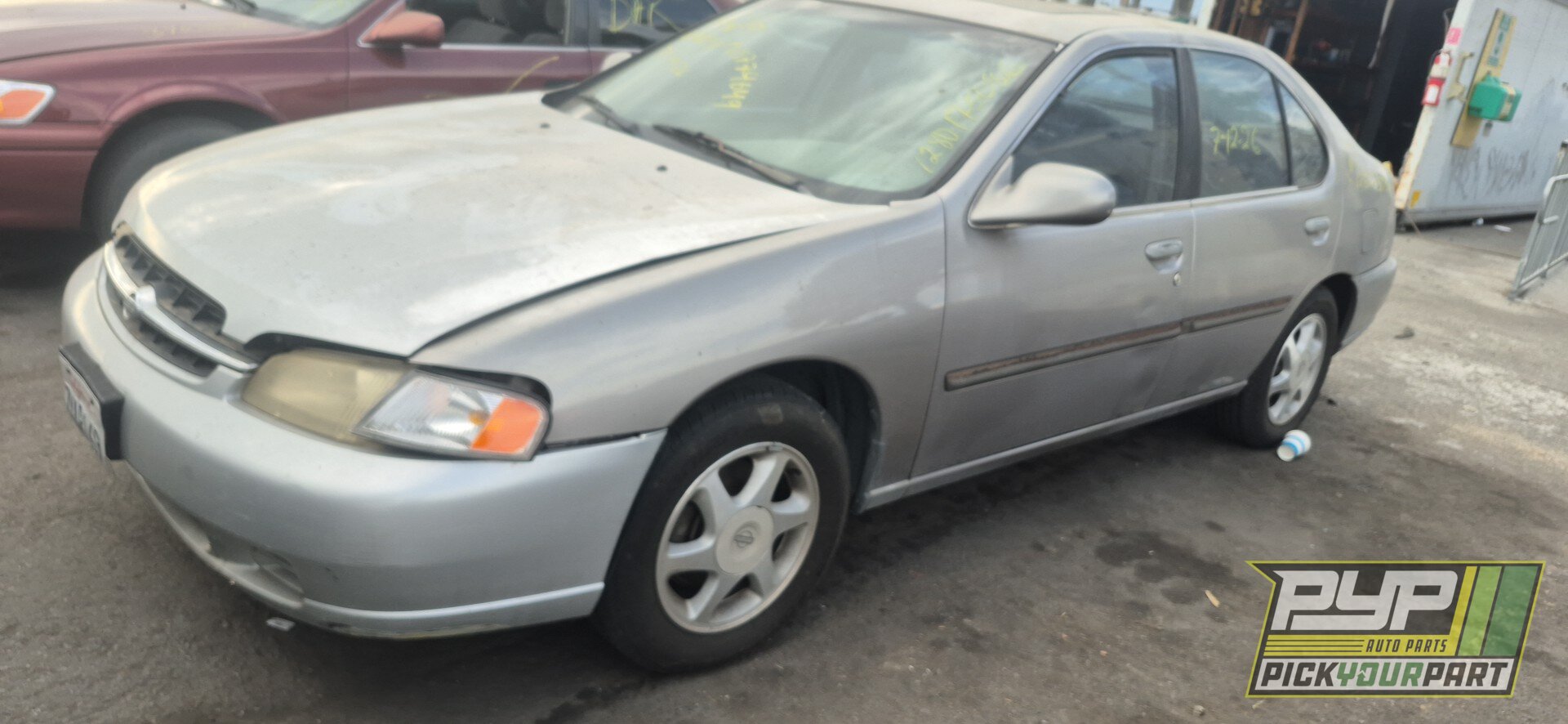Photo of 1999 Nissan Altima