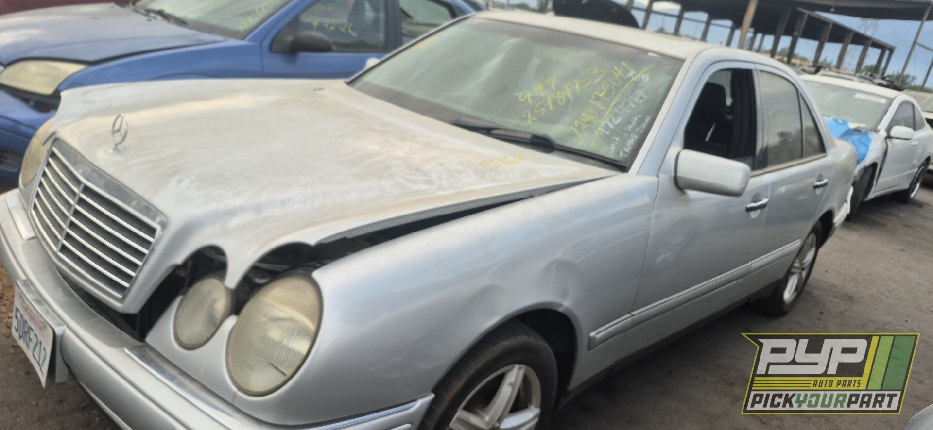 Photo of 1999 Mercedes-Benz E320